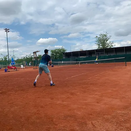 250 M Z Basenem, Jacuzzi, Ogrodem , Tarasem Oraz 2 Hektary Sadu , Kominek I Inne Atrakcje Вилла Buszkowice (Przemysl)