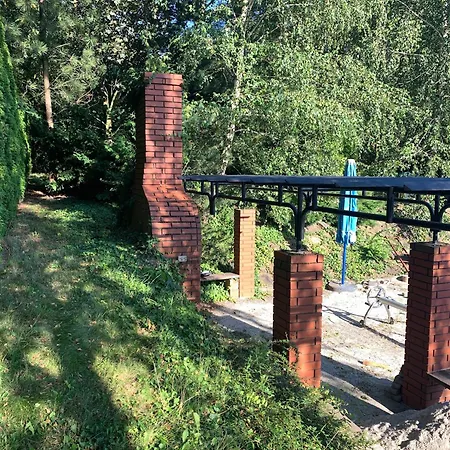 250 M Z Basenem, Jacuzzi, Ogrodem , Tarasem Oraz 2 Hektary Sadu , Kominek I Inne Atrakcje