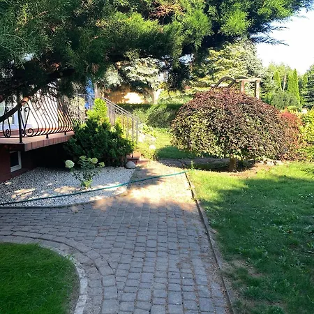 250 M Z Basenem, Jacuzzi, Ogrodem , Tarasem Oraz 2 Hektary Sadu , Kominek I Inne Atrakcje Villa