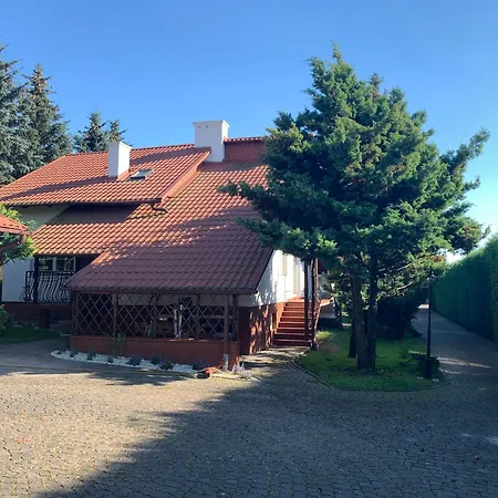 250 M Z Basenem, Jacuzzi, Ogrodem , Tarasem Oraz 2 Hektary Sadu , Kominek I Inne Atrakcje * Buczkowice