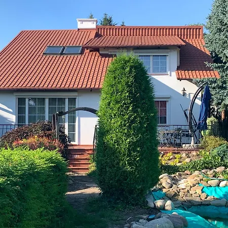 250 M Z Basenem, Jacuzzi, Ogrodem , Tarasem Oraz 2 Hektary Sadu , Kominek I Inne Atrakcje Villa *